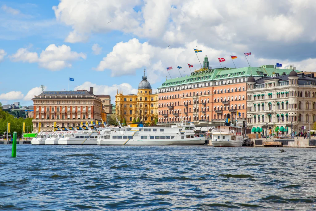 Widerlöv mäklare på Östermalm - Vy på byggnader och vattnet på Östermalm